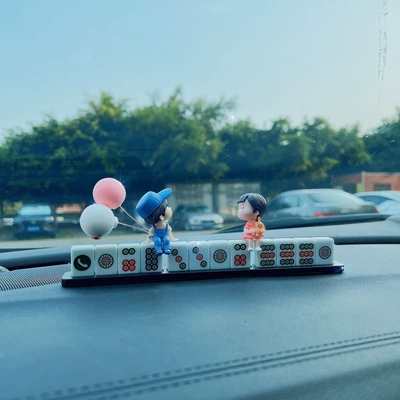 Nömrəli dayanma kartı – Card - ceramic-white-tube-blue-couple-balloon-please-note-the-number-when-placing-an-order