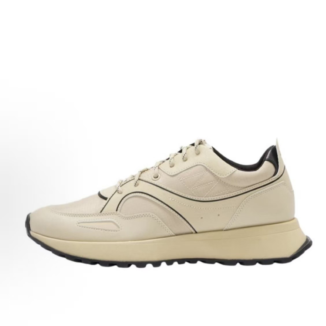 Europa estación nueva moda de zapatos de cuero zapatos casuales de hombre transpirables, moda universal y cómodos zapatos para correr con suela gruesa