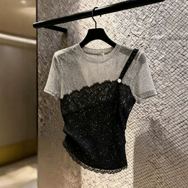 Gorgeous and Unique Lace Patchwork Faux Two-Piece Short-Sleeve T-Shirt for Women, Sweet and Spicy Style, Summer Color-Block Sequin Top