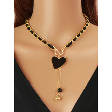 ���Q���l�¿�Heart Charm and Ball Pendant Tassel Braided Long