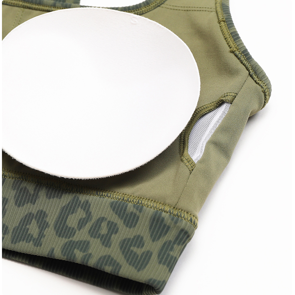 6 Details display-BWX6398_06.jpg