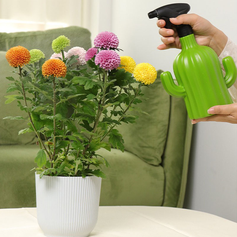 Fábrica recta niños riego hervidor engrosada forma de dibujos animados multicolor jardinería regadera riego flor niños riego hervidor al por mayor