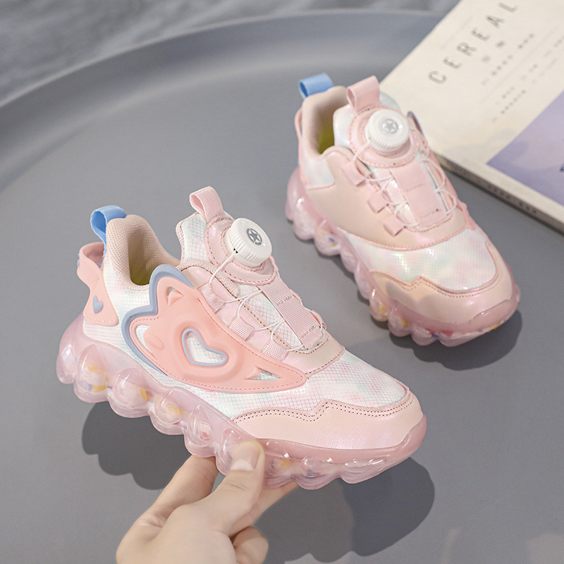 Comercio exterior transfronterizo para niñas, primavera y verano 2025, zapatos deportivos transpirables de malla para niños, zapatos para correr con hebilla giratoria para niños y niñas de mediana edad