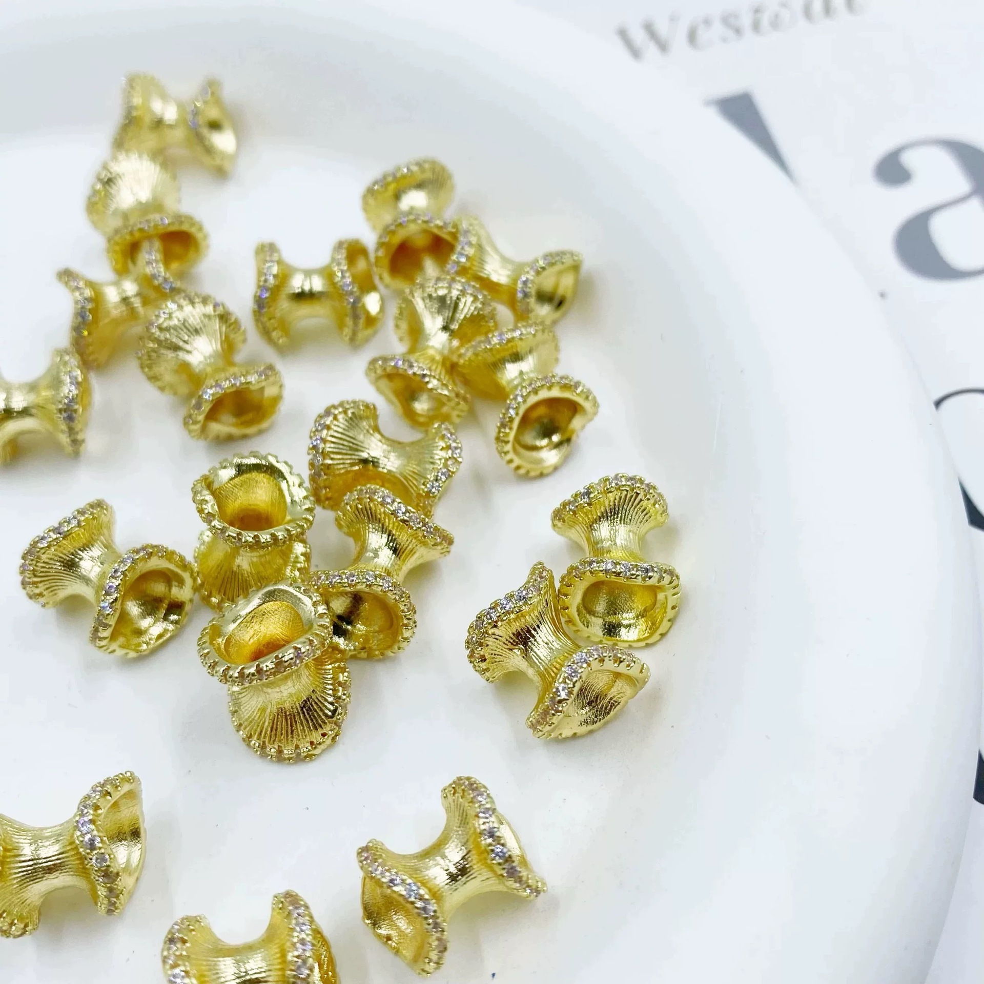 Color-Preserving Zircon Inlay Irregular Double-Headed Flower Bead Spacer Crystal DIY Handmade Bracelet Materials Accessories