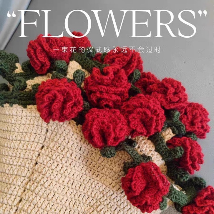 【完成品・在庫あり】ガールフレンドへのギフトとして、手作りの毛糸で編んだバラの花が付いた花束ブランケット完成品|undefined
