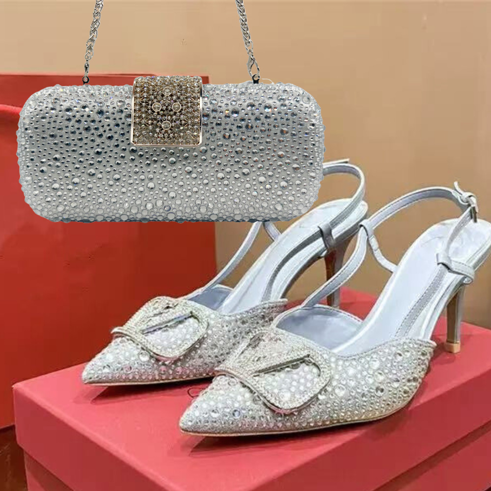 Zapatos de diseño italiano de verano nuevo super仙 diamante punta sandalias de talón alto banquete de boda