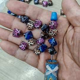 8mm烤漆豹纹斜孔方块 DIY手工串珠散珠串笔手机链挂件饰品配件