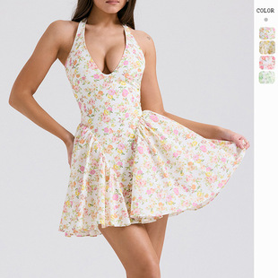 ����վ�羳Ů�b2026������Ʒ������@�L�첱¶���Ը������B��ȹŮ