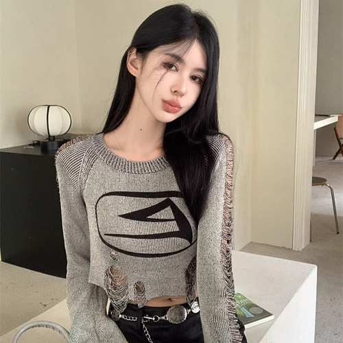 Sweet and Cool American Retro Style Ripped Frayed Knit Top for Women Autumn Short Length Bare Chest Unique Hooded Sweatshirt