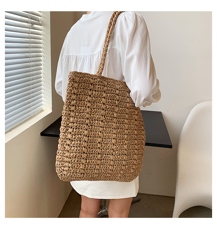 Large-capacity Woven Bucket Spring And Summer New Women's Shoulder Underarm Bags 36*40*2cm display picture 3