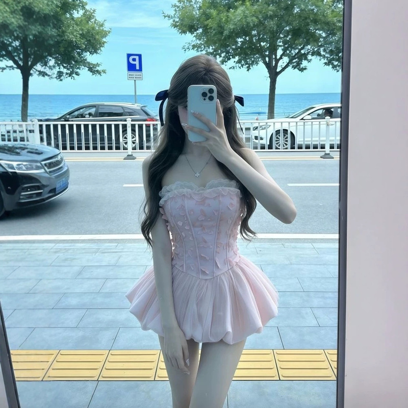 Niche Romantic Sweet Floral Bud Dress for Women, New Summer Style, Stunning Three-Dimensional Small Butterfly Waist-Cinching Dress, Princess Dress Niche Romantic Sweet Floral Bud Dress for Women, New Summer Style, Stunning Three-Dimensional Small Butterfly Waist-Cinching Dress, Princess Dress