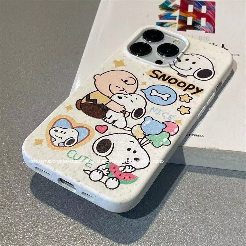Cartoon Snoopy Suitable for Apple 16 Cartoon 15Promax Phone Case Iphone17 European and American 14 Niche 13 Soft