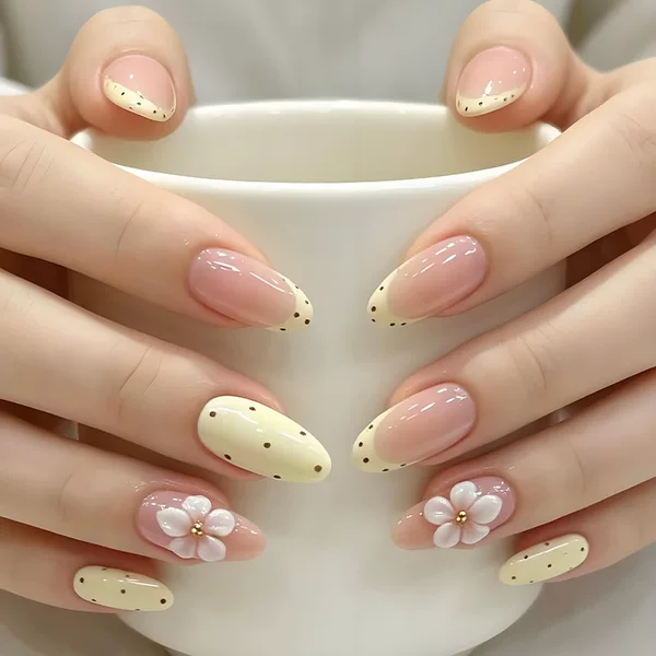 European and American Cross-Border Best-Selling 24-Piece French Almond-Shaped Press-On Nails with Creamy Yellow Polka Dots and 3D Flower Design Fake Nails