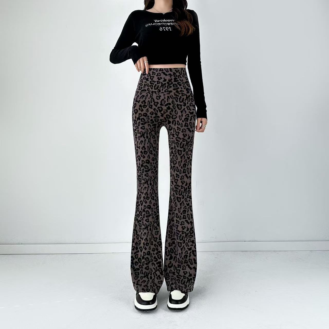 레오파드 프린트 부츠컷 팬츠 브라운
