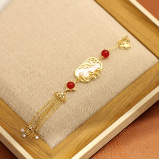 High-grade National Style Light Luxury Natural Shell Window Flower Shape Tassel Flap Button Gold-plated Imitation Jade Ginkgo Leaf Hanfu Waist Wear