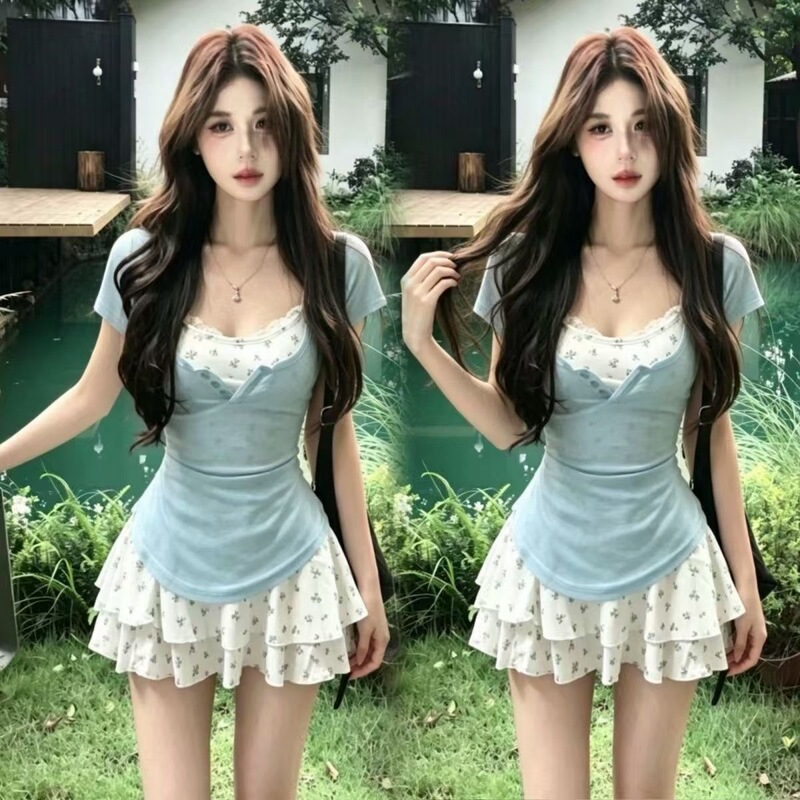 Sweet Girly Style Floral Dress for Women, Summer Waist-Cinching Slimming Blue Short-Sleeved Top and Suspender Skirt Two-Piece Set