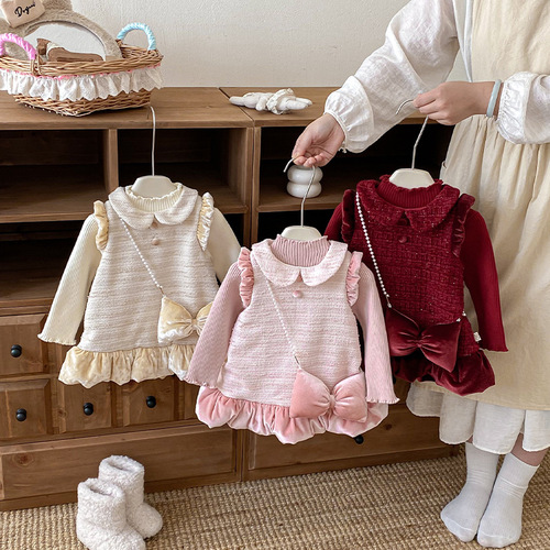 Little Girl's Fragrant Princess Dress with Butterfly Bow Accessory - 2025 New Winter Baby Korean Version Fleece Dress