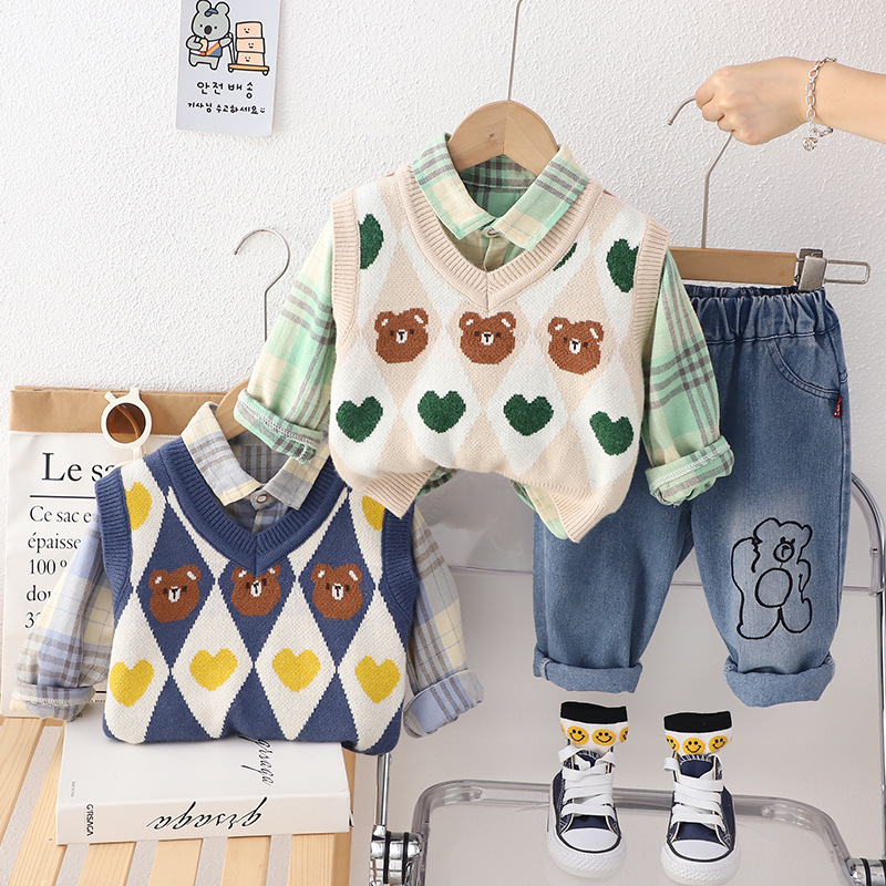 Boys' autumn clothes suit Western style Korean style 1-3 years old 5 children's clothes spring and autumn baby handsome sweater vest three-piece suit Boys' autumn clothes suit Western style Korean style 1-3 years old 5 children's clothes spring and autumn baby handsome sweater vest three-piece suit