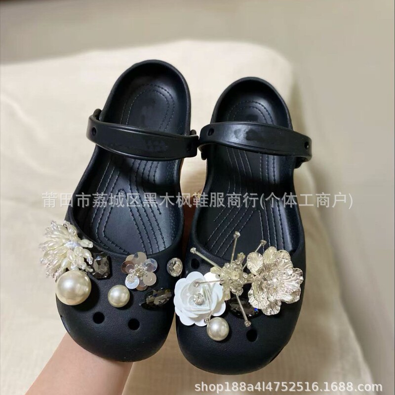 New Summer Style Lightweight and Comfortable Ballet Clogs for Women, Suitable for Outdoor Wear, Beach Casual, and Versatile Sandals