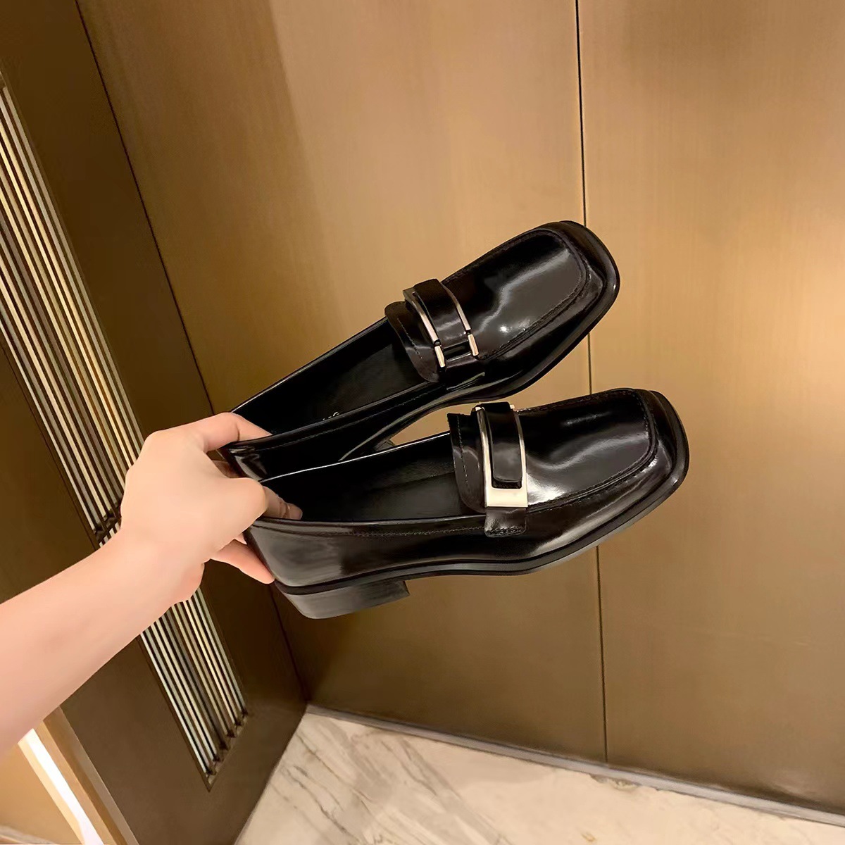 Grape Mom Studiolee French Rubbing Square Head Light Mouth Heels Thick Sole Gold Button Lefu Small Leather Shoes Female_voghion.com