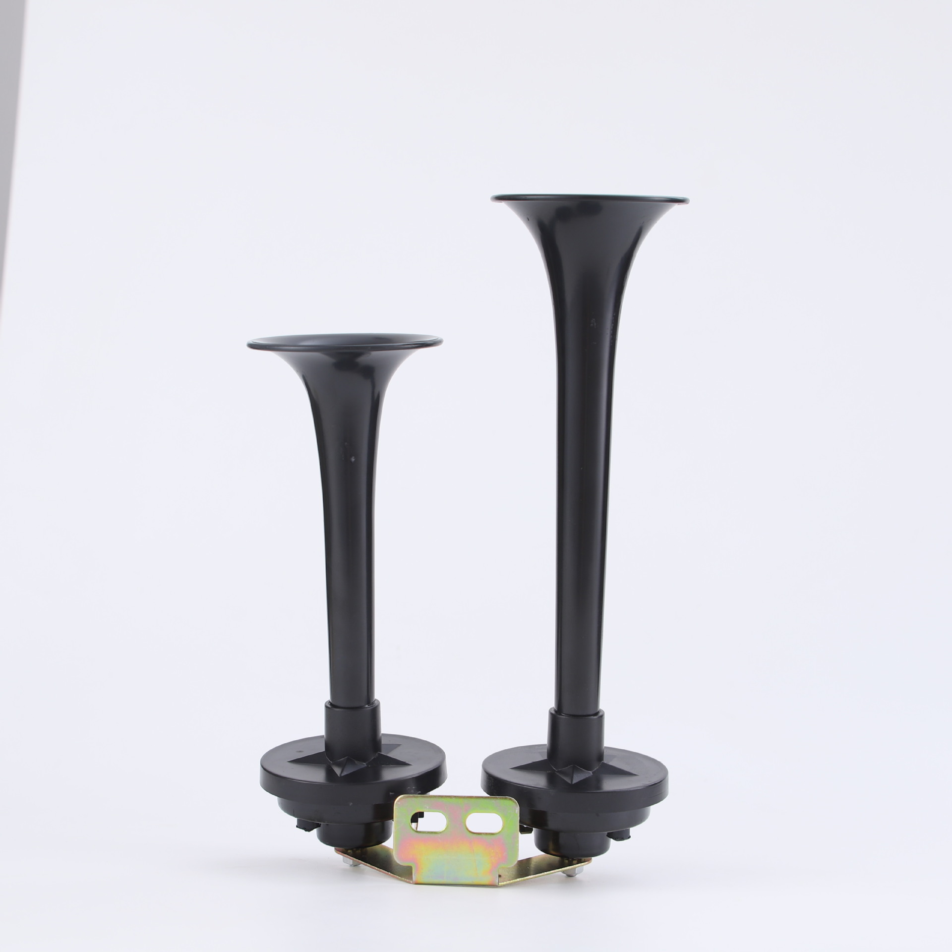 Electric horn, car horn, 12v super loud modified horn for large trucks, 24v motorcycle and electric vehicle horn, others
