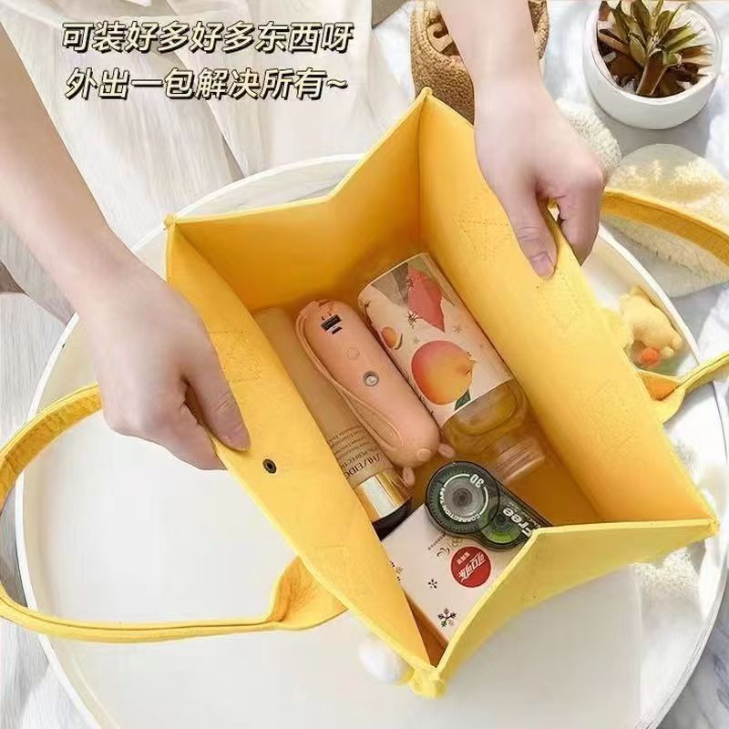 Fabricantes al por mayor en línea sobre rojo bolso de fieltro bolso de mano regalo de dibujos animados bolso de fieltro promoción de apertura bolso de regalo almacenamiento