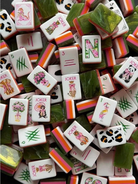 (Sold Out) Directly from the Manufacturer: American-Style Mahjong-Themed Acrylic Mahjong Tile Set, 160 Pieces
