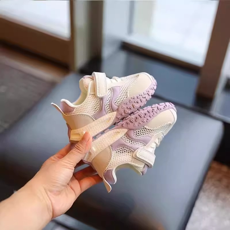 Atmungsaktive Kinderschuhe im koreanischen Stil mit Mesh-Einsätzen und weicher Sohle für Jungen und Mädchen, Frühling/Sommer, luftiges Design, Alter 1-3 Jahre_voghion.com