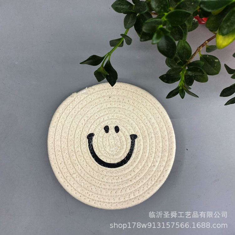 Ins expresión facial placemat hilo de algodón Smiley cara Coaster Bowl Mat estilo japonés casa Coaster aislamiento pad decoración foto apoyos