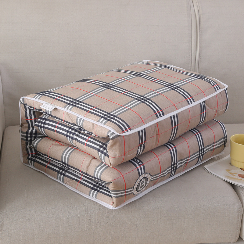 Pillow Quilt Dual-purpose Thickened Car-carrying Office Nap Pillow Pillow Cushion Folding Air-conditioning Quilt 2-in -1