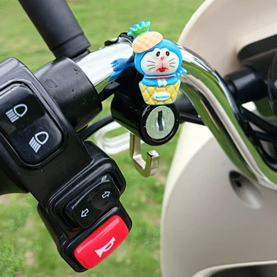 Helmet lock | Scooters, Mountain Bikes, Baby Strollers - helmet-lockpineapple-ding-dong