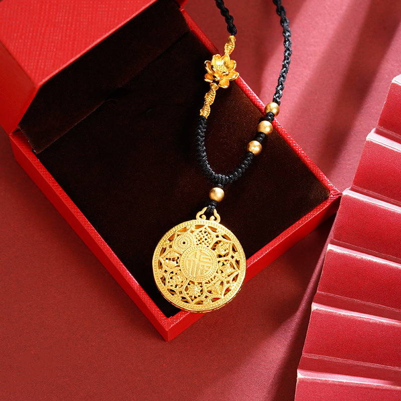 Herencia de oro de arena antigua, brújula de ocho tesoros, collar de bendición, estilo chino hueco, retro, marea nacional, joyería de aleación de cobre al por mayor