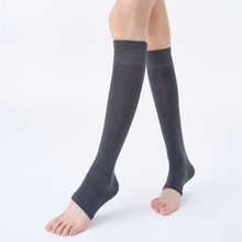 春夏季格雷系灰色竖条纹中筒袜女新款黑色显瘦日系jk小腿堆堆袜套