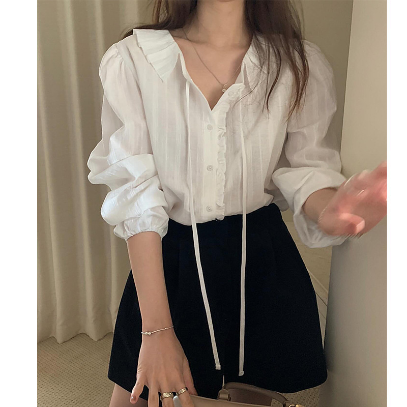 South Korea's Dongdaemun 2025 Early Spring New Sweet Pleated Lapel Strap Lace Buttoned Textured White Shirt for Women