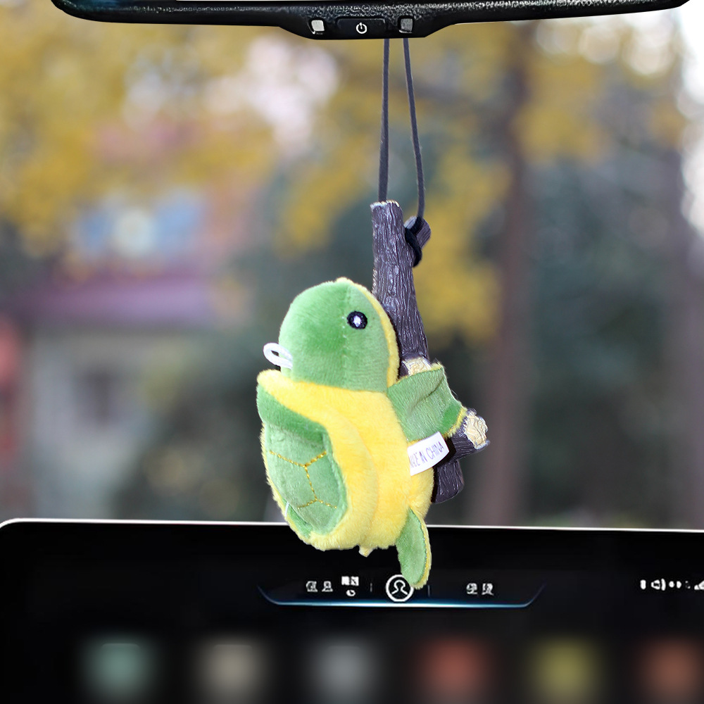 Koala tortuga panda felpa dibujos animados sosteniendo tocones suministros de decoración de automóviles suministros de automóviles lindo colgante de automóvil