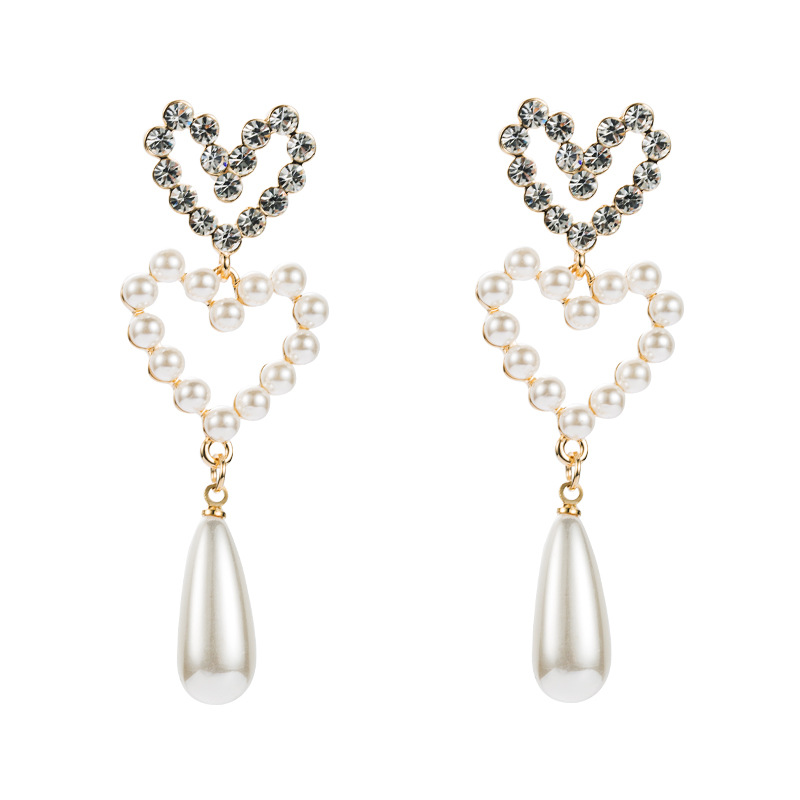 Boucles D&#39;oreilles En Forme De Coeur Avec Perles Et Diamants display picture 6