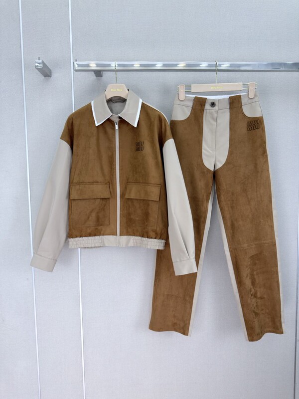 2026 Spring/Summer Miu New Style Patchwork Suede Collar Vest Jacket with Skirt and Trousers Set