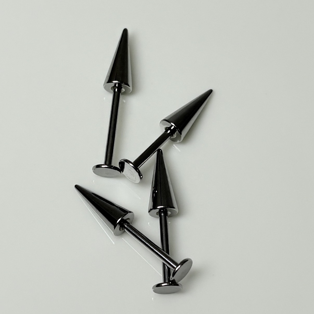 Large Pointed Cone Devil Nail Lip Labret Stud Titanium Steel Punk Style Ear Cartilage Straight Barbell Lip Ring Piercing Jewelry Wholesale detail image 8