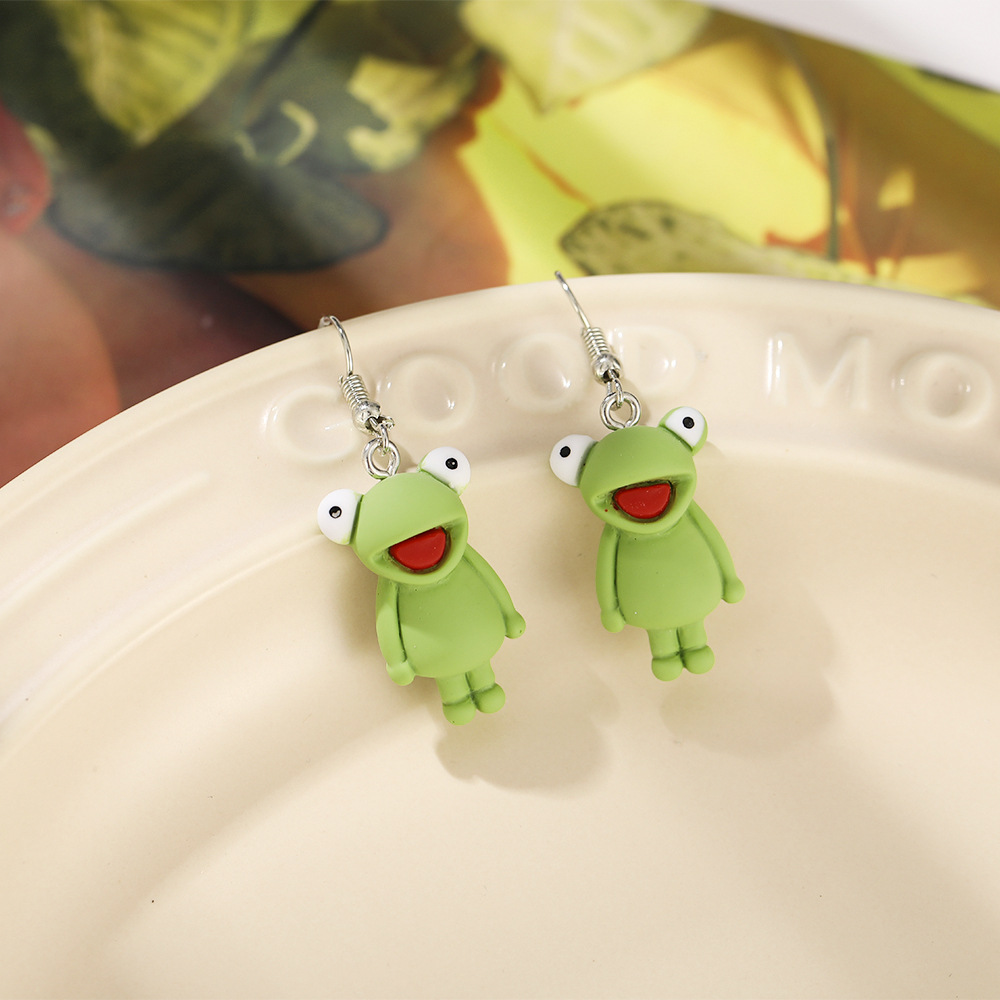 Fashion Green Frog Earrings Wholesale display picture 4