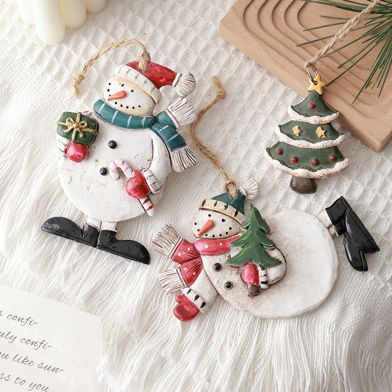 Nuevo árbol de Navidad transfronterizo retro muñeco de nieve colgante de resina decoración de color regalo de Navidad accesorios de fotografía