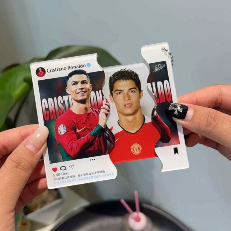 Acrylic Pull-Out Pendant Egg-Shaped Football Star Merchandise, Similar to Cristiano Ronaldo and Mbappé, New Product