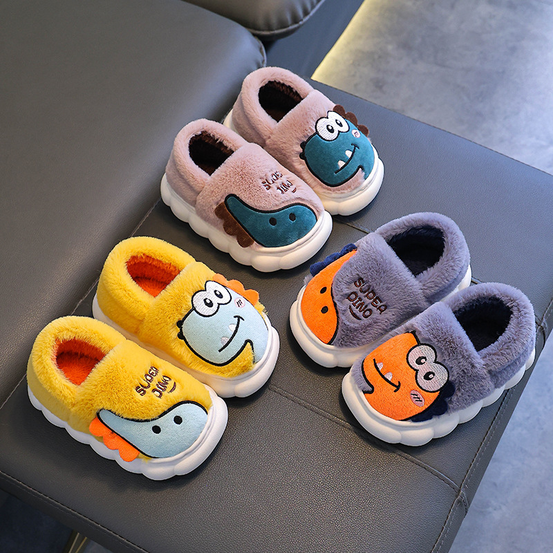 Zapatillas de algodón para niños de invierno caliente con pelusa antideslizante para mujeres dinosaurios niños padres niños niños pequeños bolsas de tacones de algodón para niños
