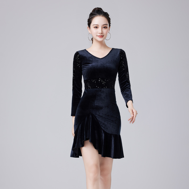 Latin Dance Dress 2025 New Autumn and Winter Women's Adult Long-Sleeved Velvet Dance Practice Clothes Competition Performance Dance Clothes