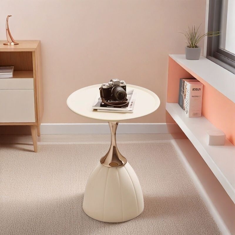 Italian-Style Light Luxury Small Waist-Shaped Sofa Side Table for Home Use, Creative Modern Minimalist Round Corner Table for Small Apartments, Living Room Coffee Table Italian-Style Light Luxury Small Waist-Shaped Sofa Side Table for Home Use, Creative Modern Minimalist Round Corner Table for Small Apartments, Living Room Coffee Table