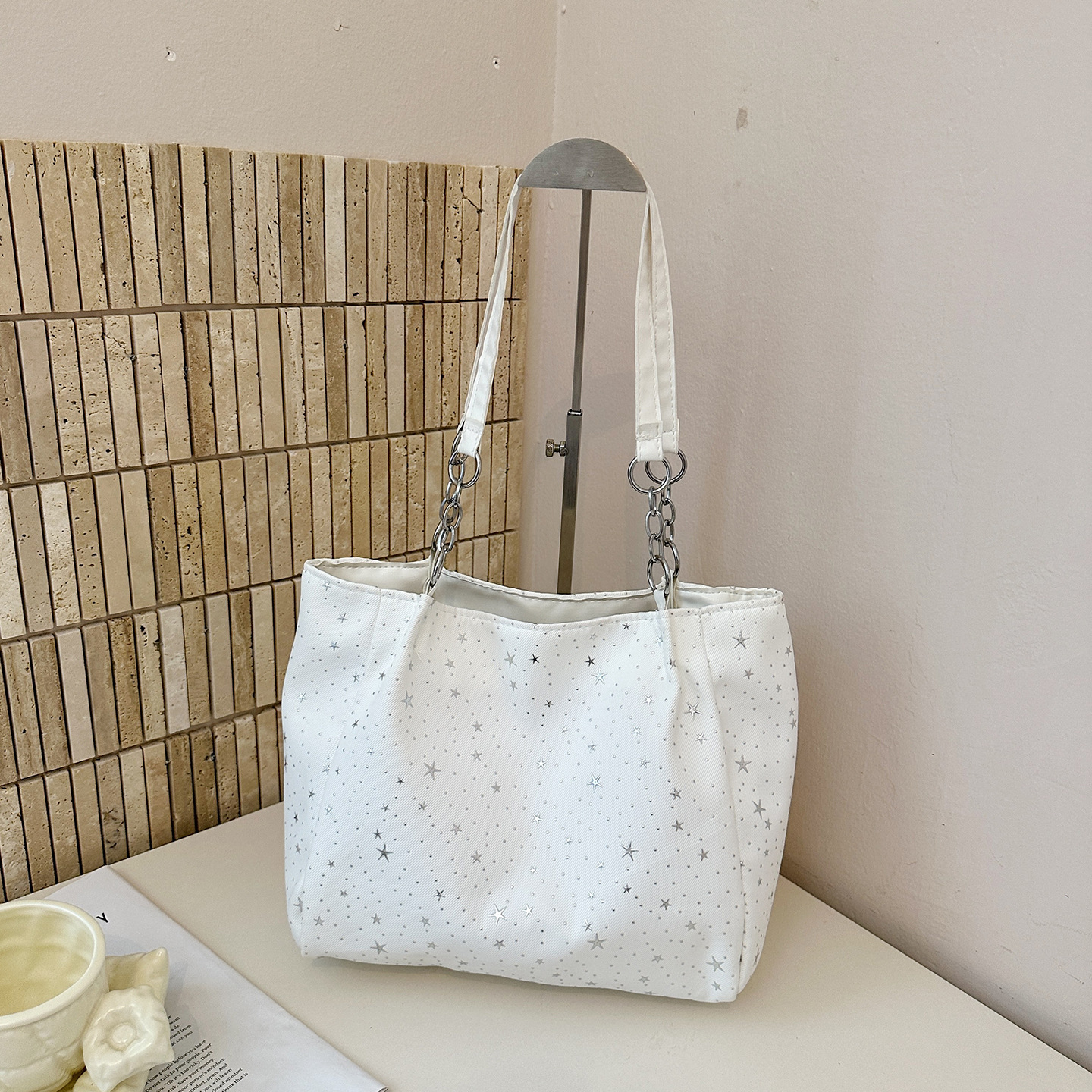 Bolsa de mano pequeña coreana para mujeres 2026 nuevo bolso de mano para mujeres de gran capacidad bolso de hombro de viaje bolso de moda debajo de la axila