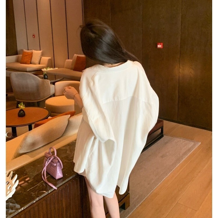 あち大も池の白い天糸亜麻の襟のシャツの女性の長袖の怠惰でゆったりとした通気性の日焼け止めの上着|undefined
