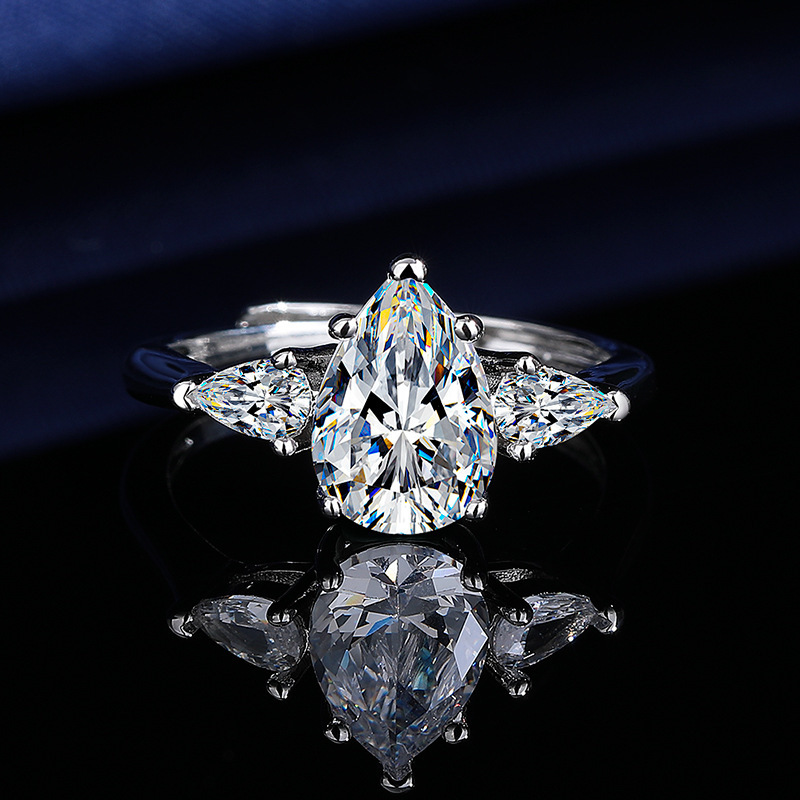 Wish Hot Selling 3 Carat Diamond Ring Water Drop Pear Shaped Diamond Engagement Ring Crystal Novel Zirconia Ring