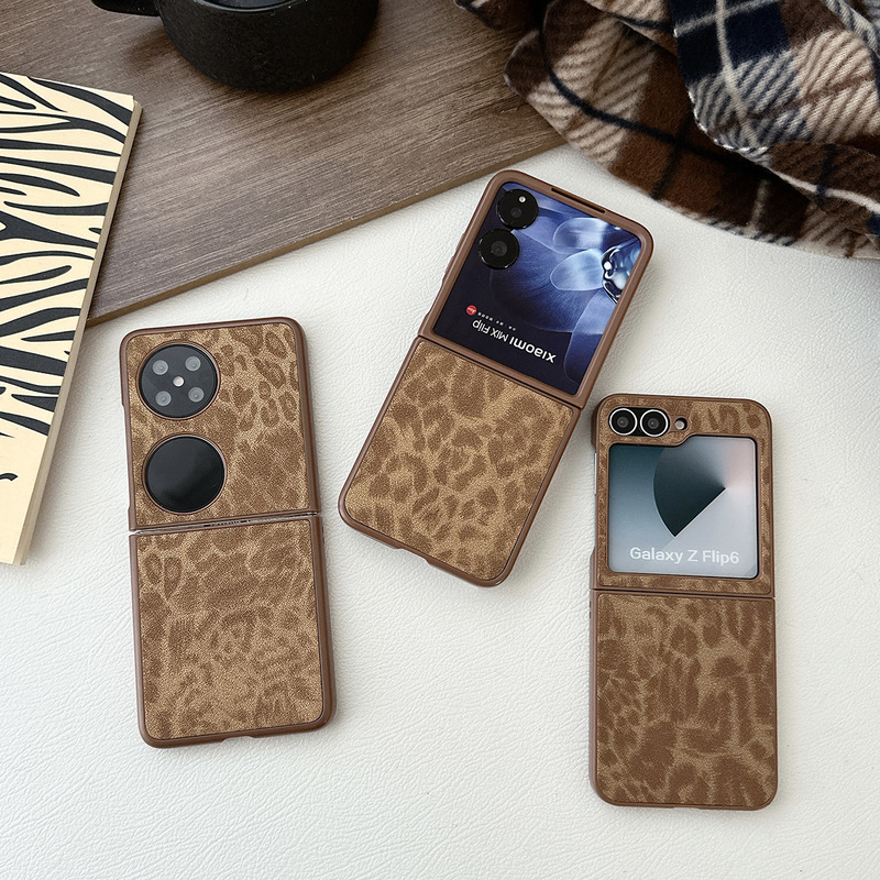 Suitable for Samsung Galaxy Z Flip7 Mobile Phone Case, Foldable Z Flip7 Fe 6 5 4 3 Leopard Print Protective Case