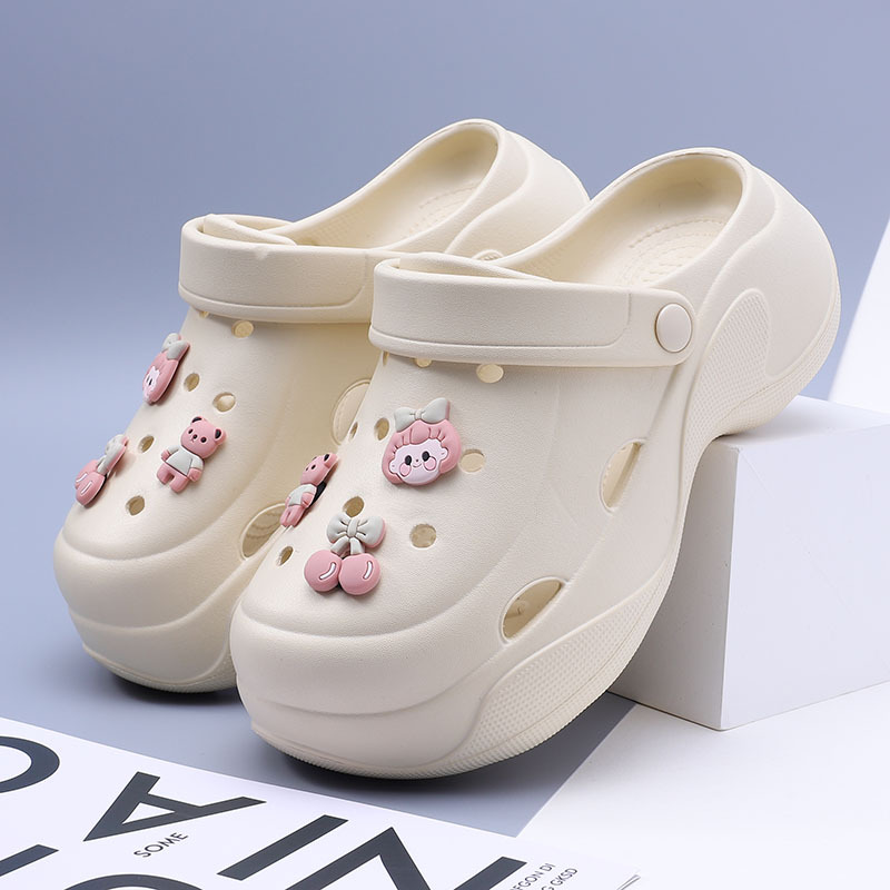 Nuevos productos de primavera y verano, zapatos de mujer sencillos y de moda, zapatos de bricolaje, accesorios de flores, suela gruesa, zapatos de nube Baotou de dos prendas