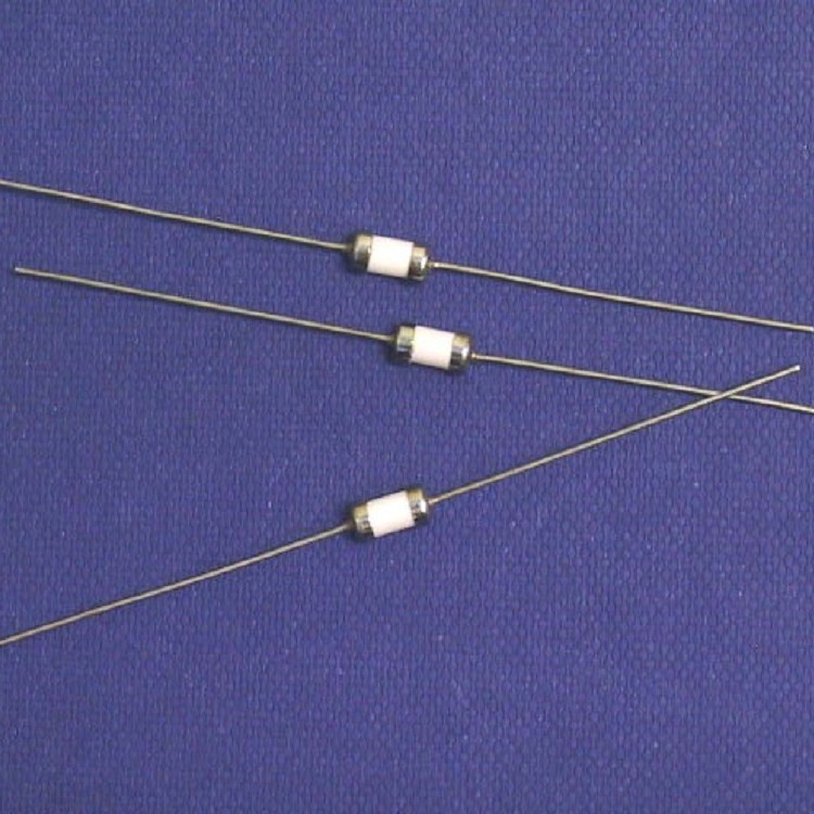 4T 慢断4x 8mm电流保险丝,CSA认证保险丝